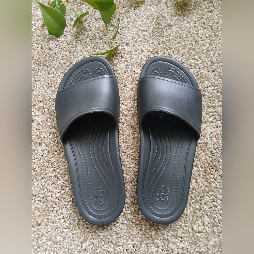 NWOT CROCS Womens Kadee Slide Sandals Black Size 6